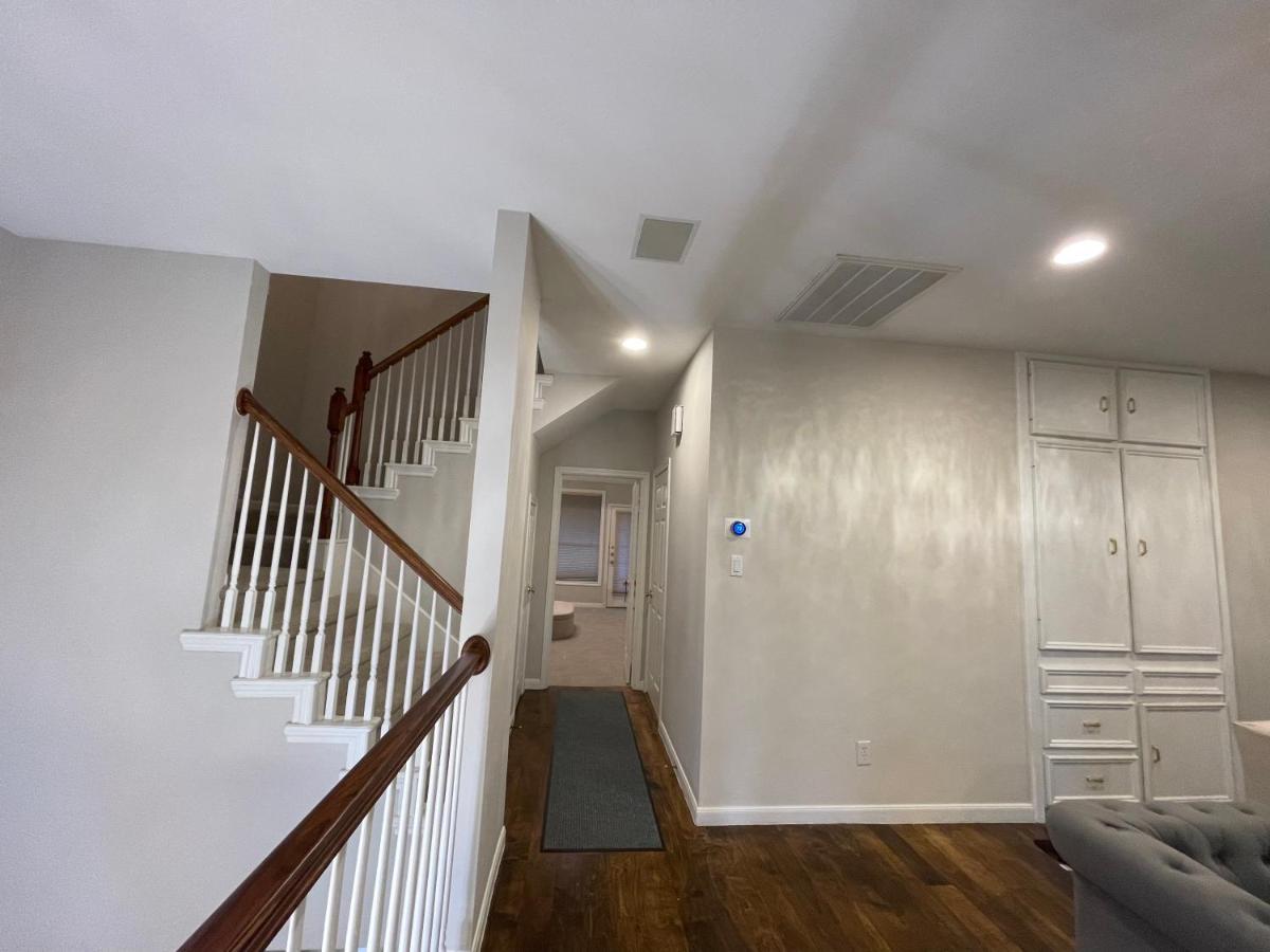 Insperit Home At Galleria With Heated Pool Spa Houston Bagian luar foto
