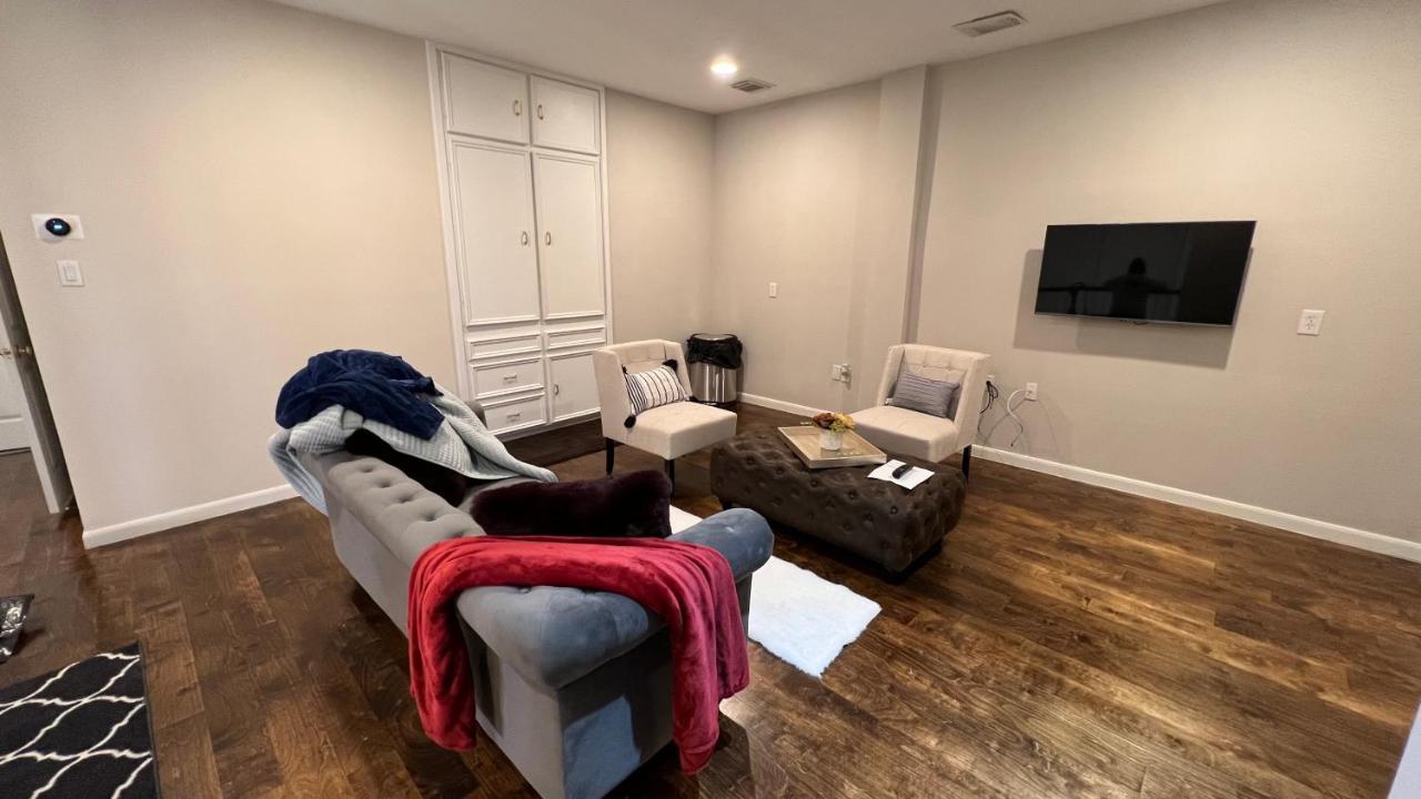 Insperit Home At Galleria With Heated Pool Spa Houston Bagian luar foto