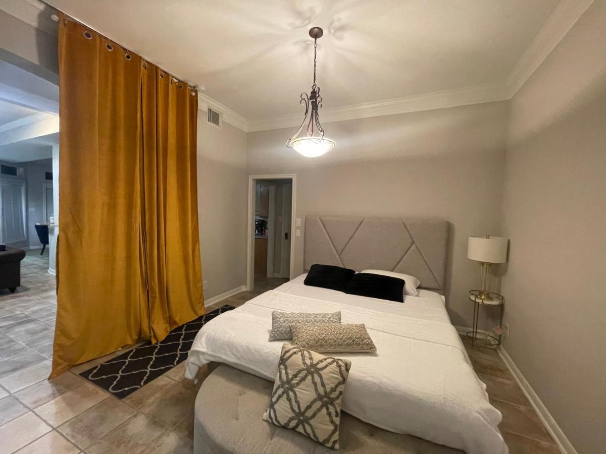 Insperit Home At Galleria With Heated Pool Spa Houston Bagian luar foto